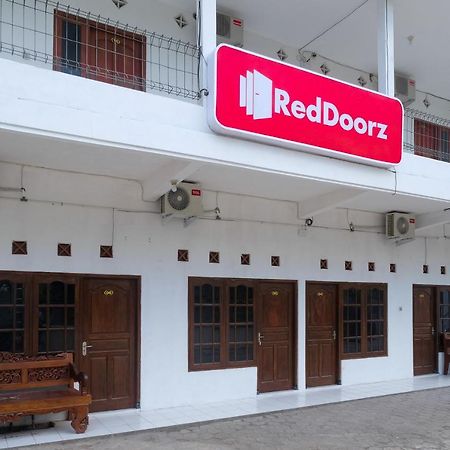 Reddoorz Near Plaza Ambarrukmo Yogyakarta Hotel Maguwo Luaran gambar