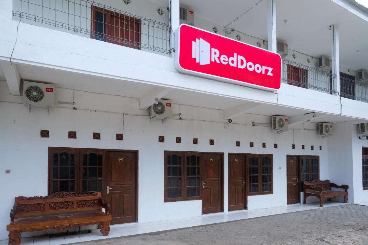 Reddoorz Near Plaza Ambarrukmo Yogyakarta Hotel Maguwo Luaran gambar