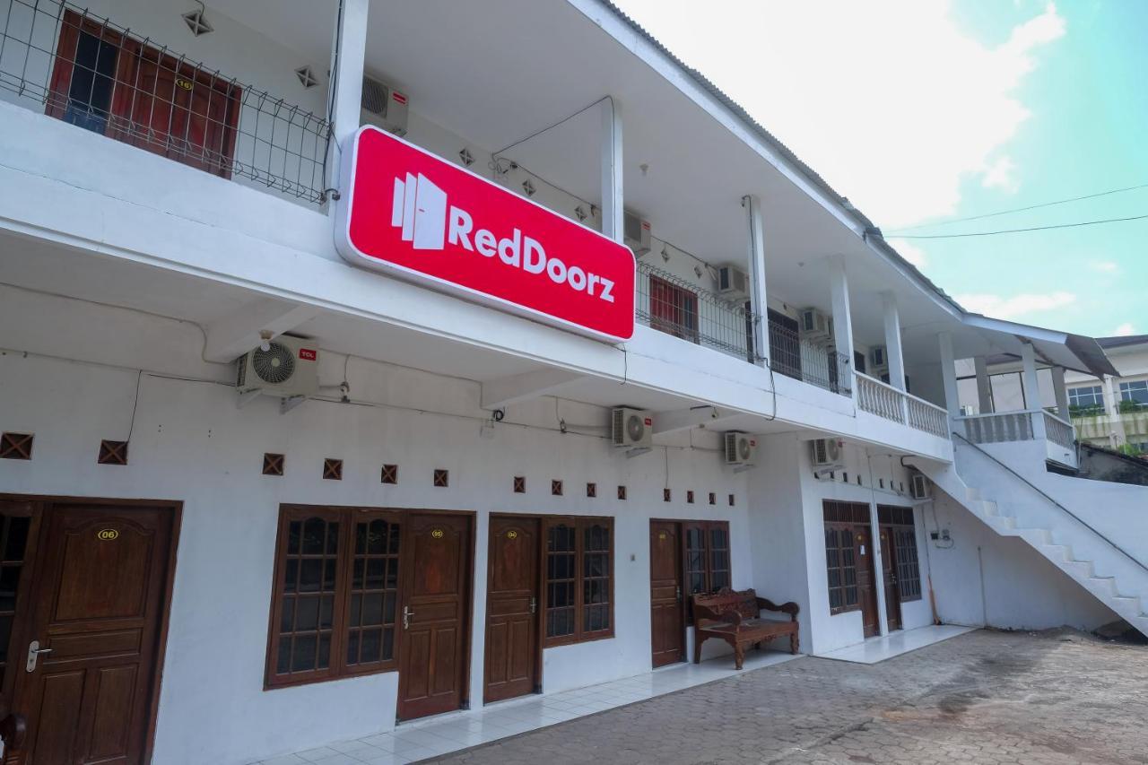 Reddoorz Near Plaza Ambarrukmo Yogyakarta Hotel Maguwo Luaran gambar
